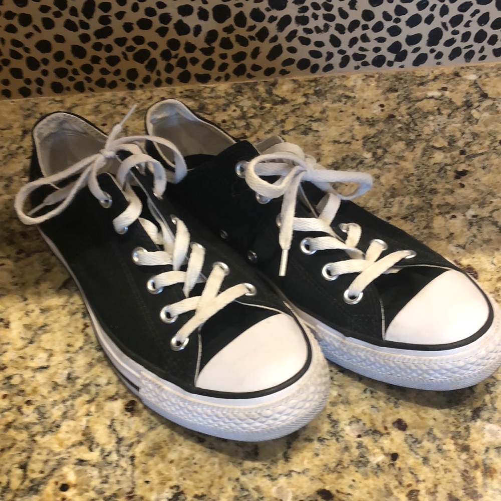 Black Converse Excellent condition Womens 10 Men’s 8